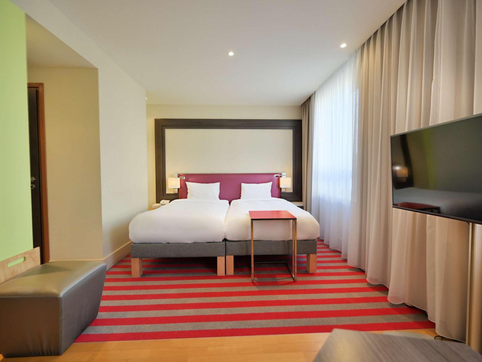 Mercure Warszawa Grand Esterno foto
