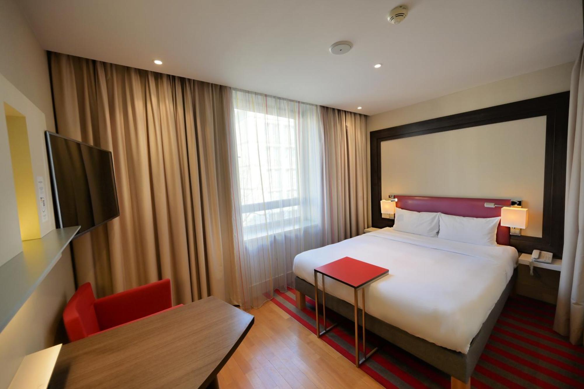 Mercure Warszawa Grand Esterno foto