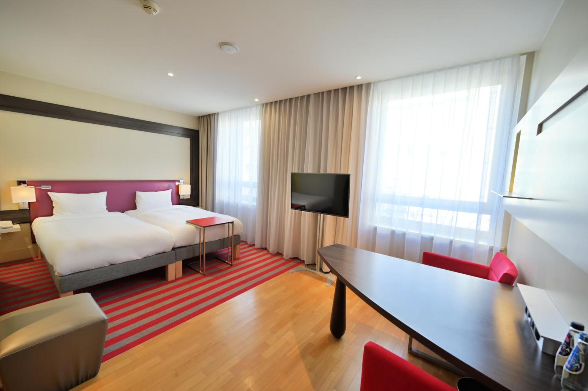 Mercure Warszawa Grand Esterno foto