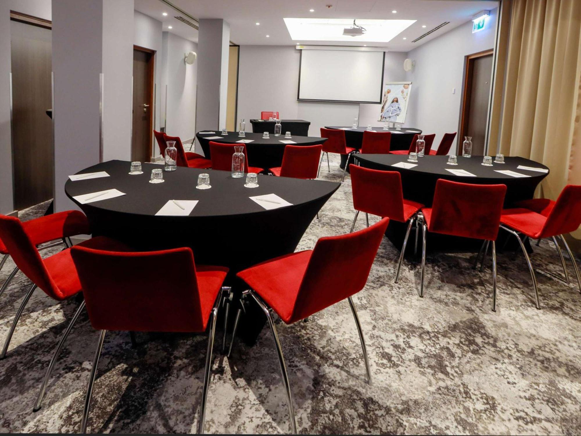 Mercure Warszawa Grand Esterno foto